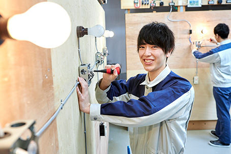 電気通信分野