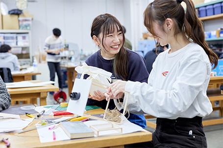 インテリア分野